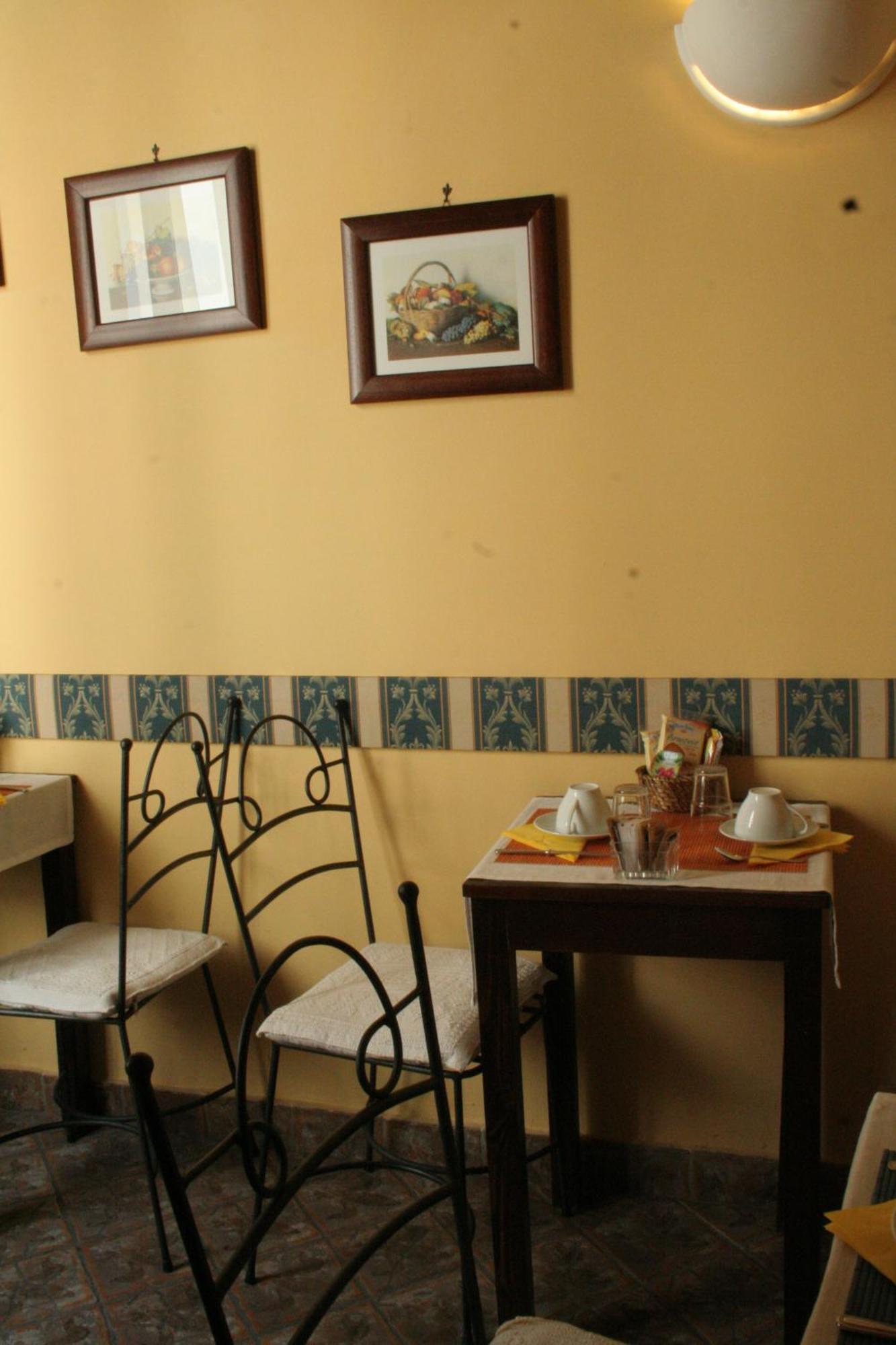 I Visconti Bed and Breakfast Νάπολη Εξωτερικό φωτογραφία